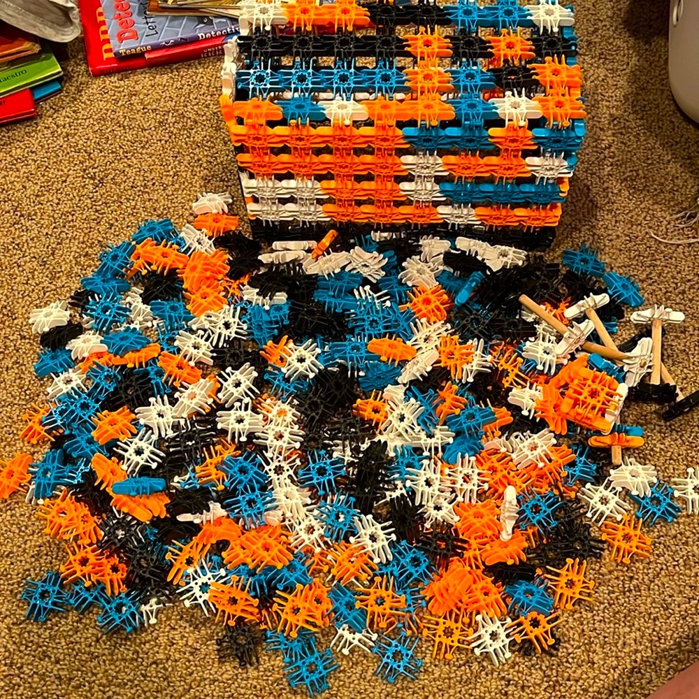 Lux Blox cool flexible building blocks STEM TOY construction set of hundreds EUC